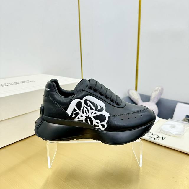 顶级版本，情侣码35-44 Alexander Mcqueen 亚历山大.麦昆 2024新款sprint运动跑步老爹鞋 顶级版本 Sprint Runner 采